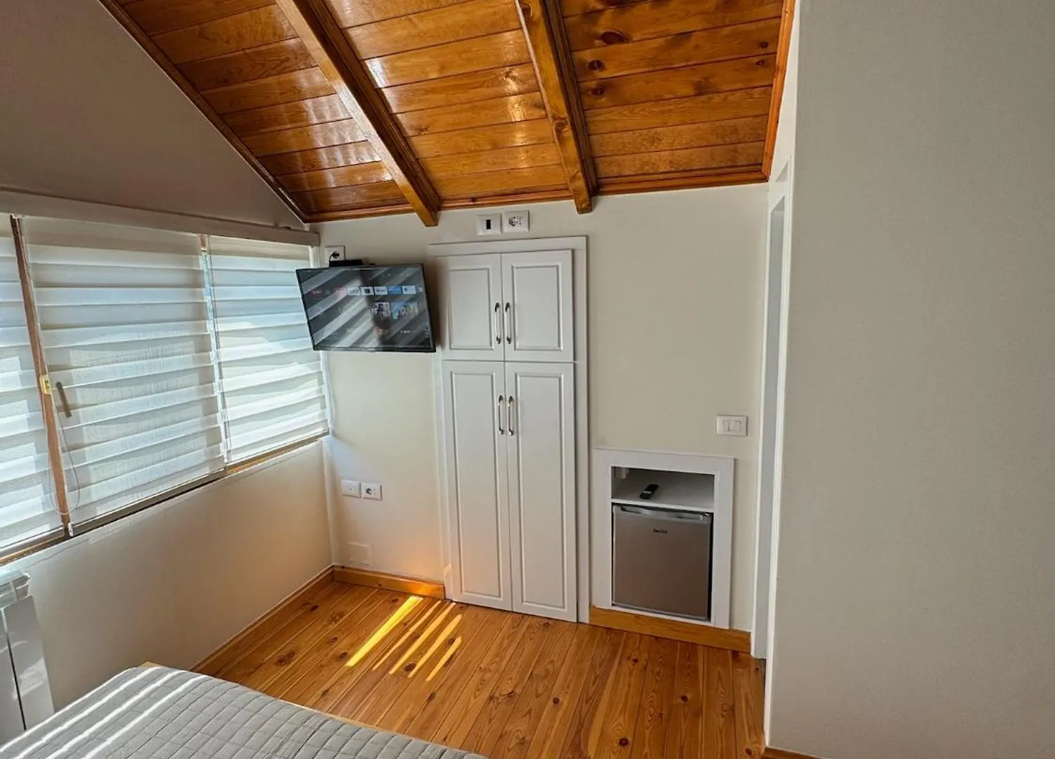 Villa Sana Rooms Пермети 0*,